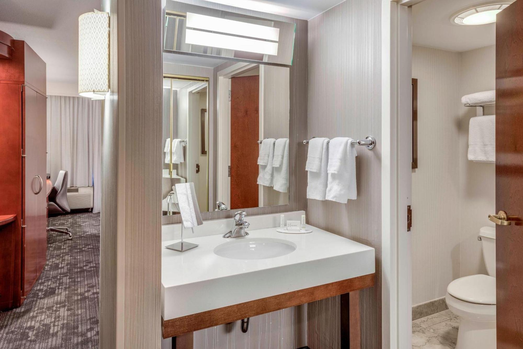 Hotel Courtyard By Marriot Cranbury South Brunswick Extérieur photo